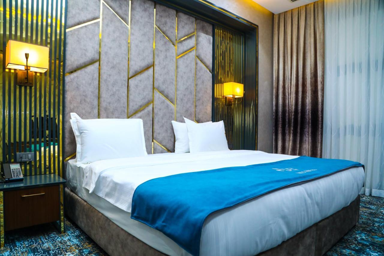 Iris Hotel Baku - Halal Hotel Buitenkant foto