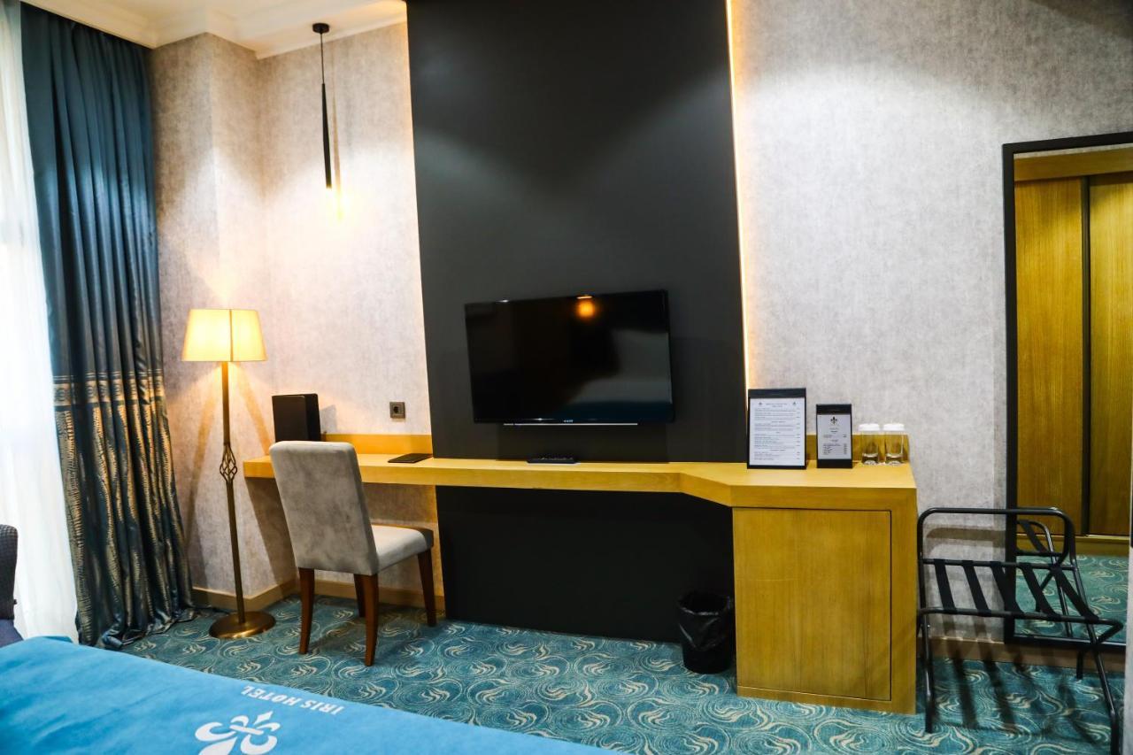 Iris Hotel Baku - Halal Hotel Buitenkant foto