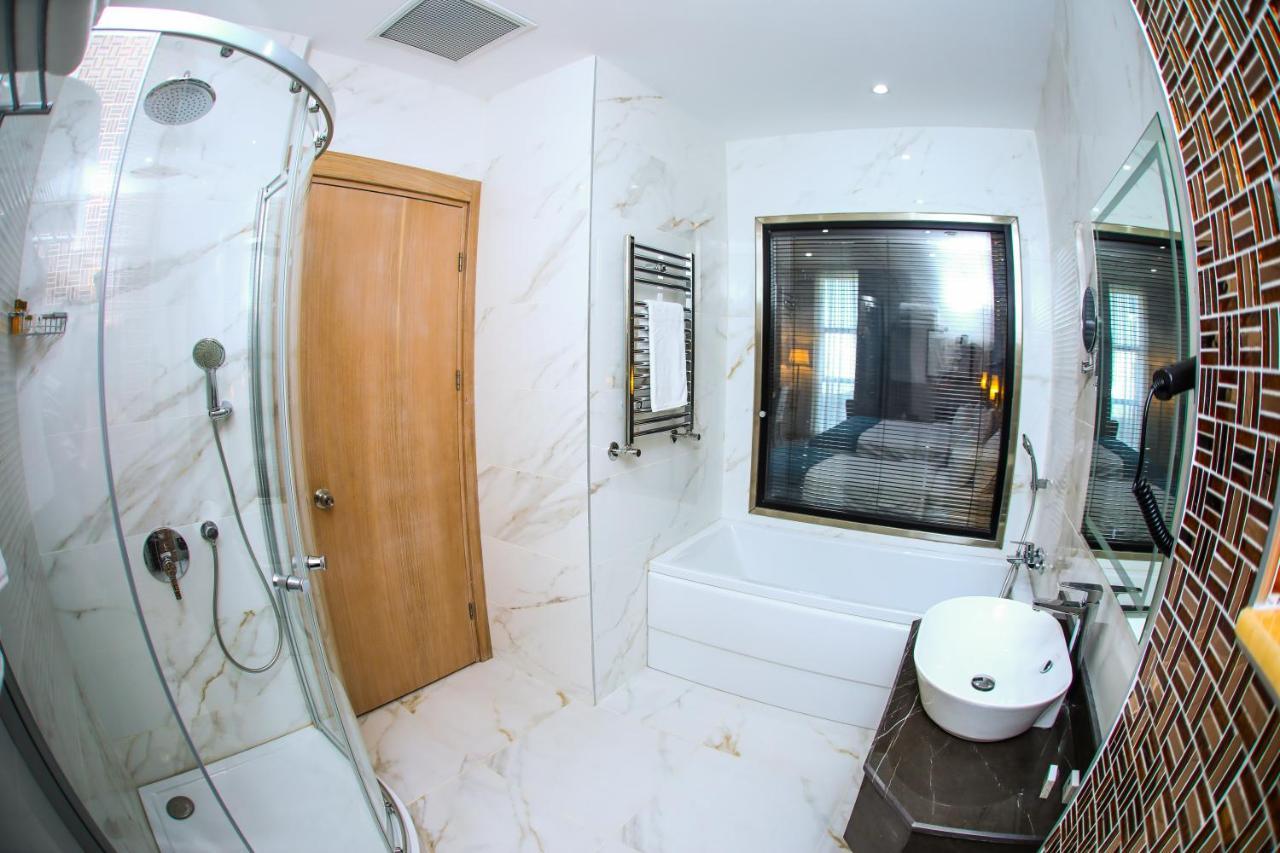 Iris Hotel Baku - Halal Hotel Buitenkant foto