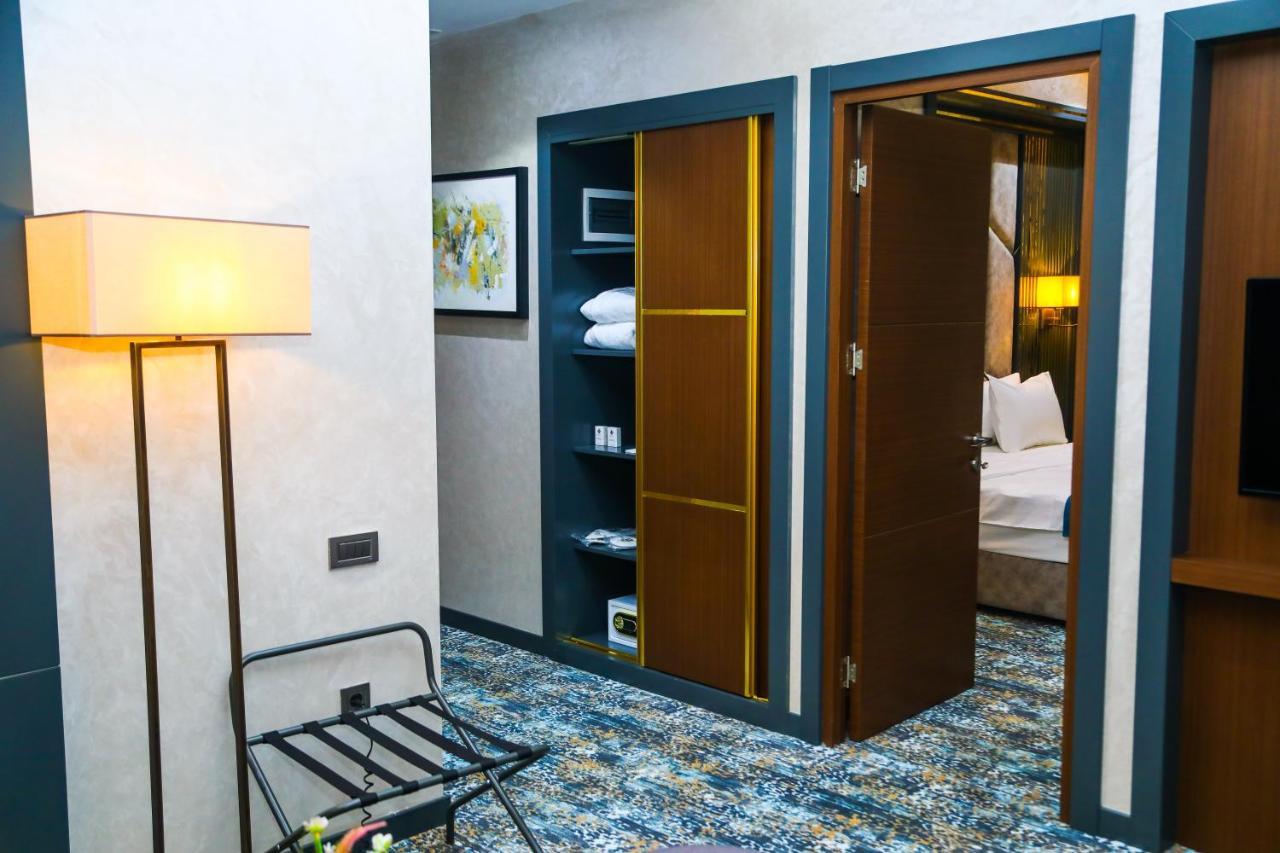 Iris Hotel Baku - Halal Hotel Buitenkant foto
